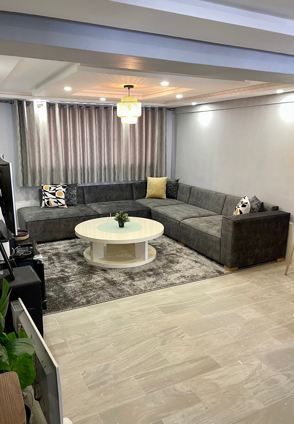 Canapé d’Angle Moderne Gris – Grand Salon Contemporain Confortable